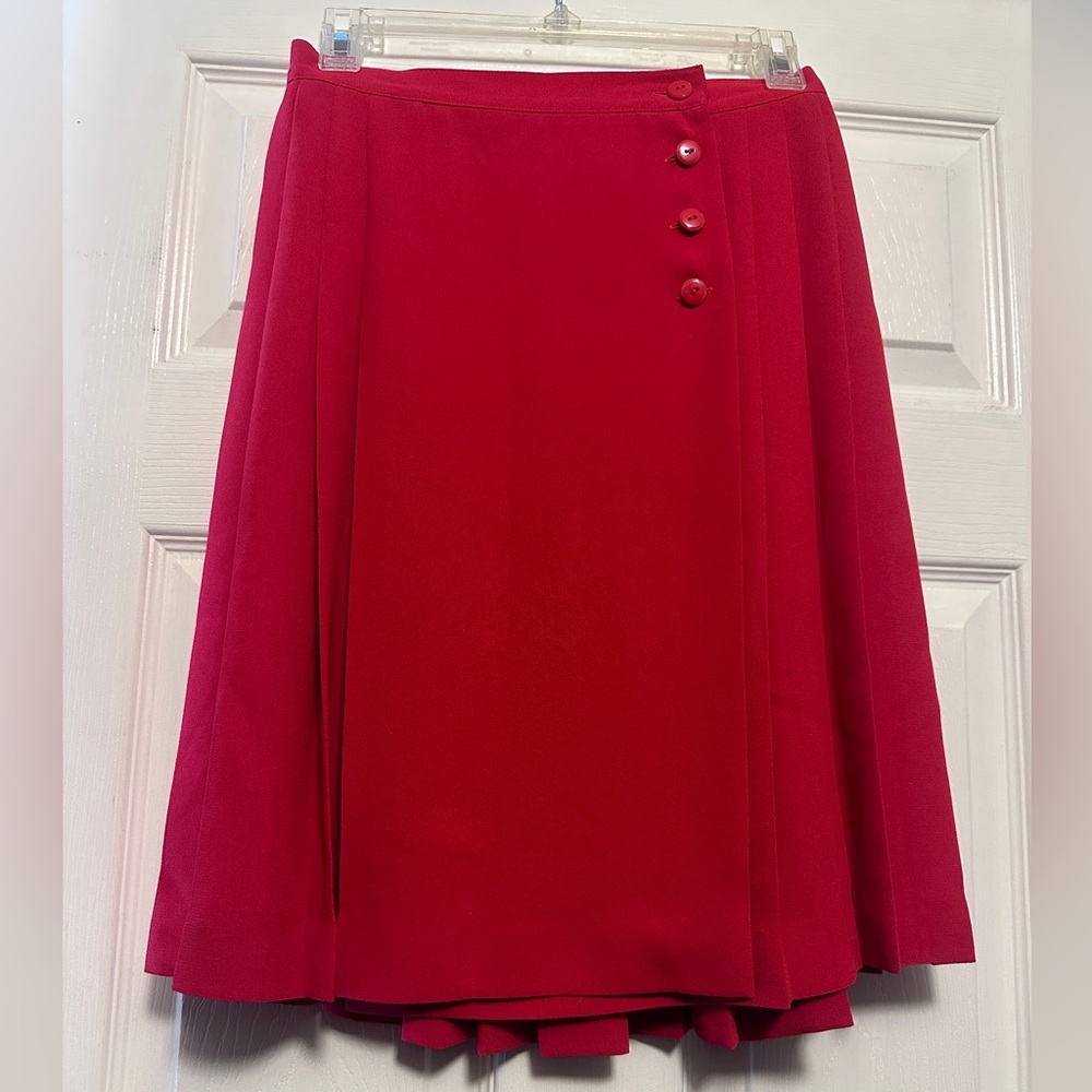 Like new red pleated button skirt slightly wrapped